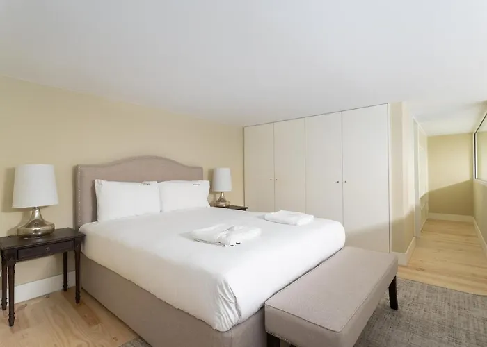 Flh Cais Sodre Trendy Duplex * Lisbon